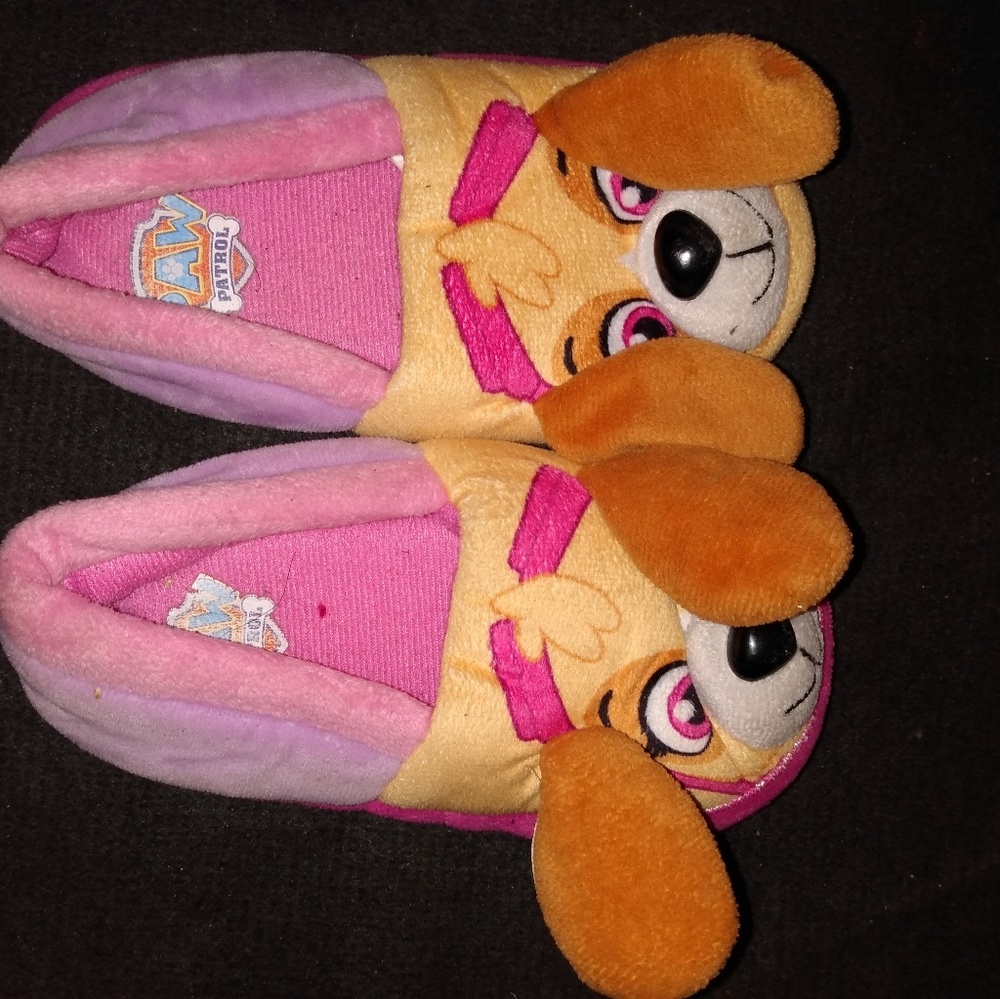 Kids puppy slippers